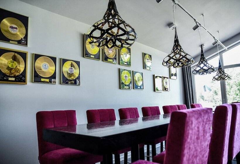 Ursand Resort & Camping