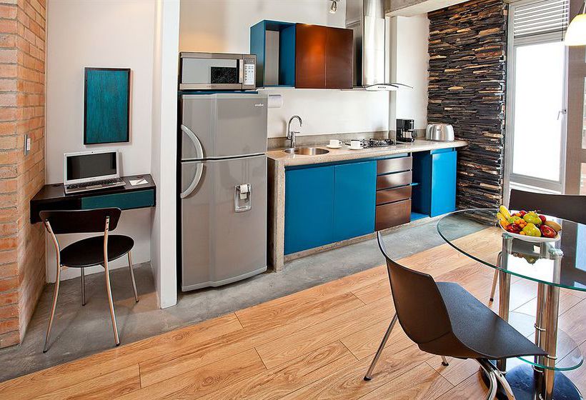 Estelar Apartamentos Aeropuerto