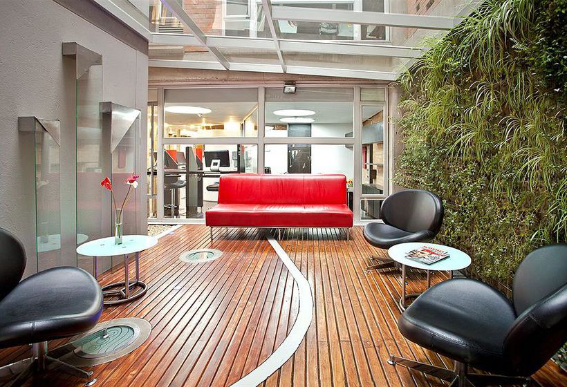 Estelar Apartamentos Aeropuerto