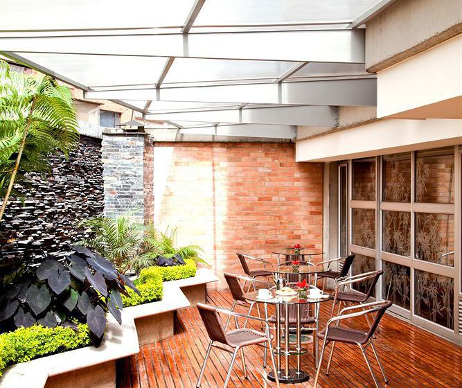 Estelar Apartamentos Aeropuerto