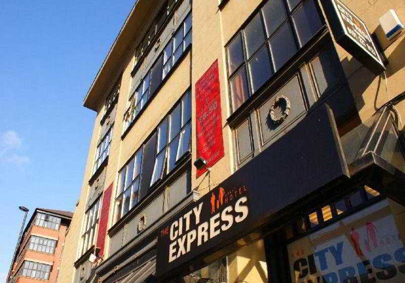 City Express Aparthotel