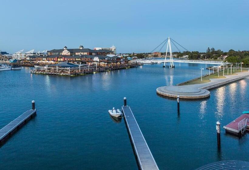 Dolphin Quay Apartments