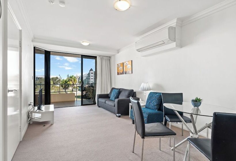 Dolphin Quay Apartments