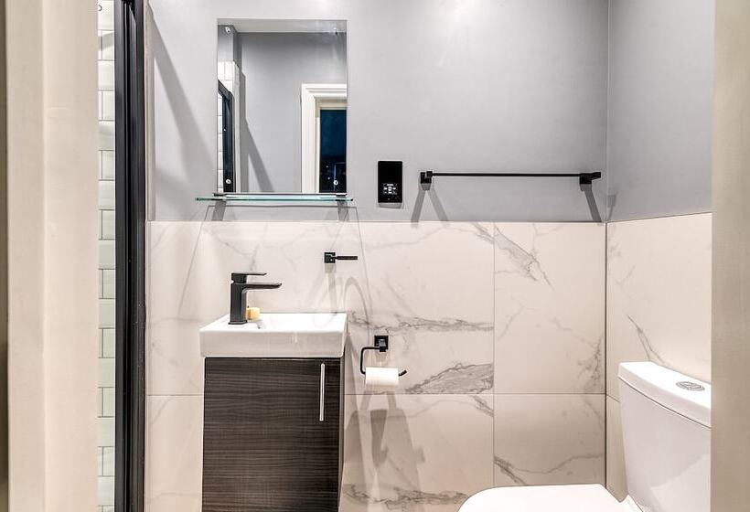 Kensington Rooms   Warwick Road