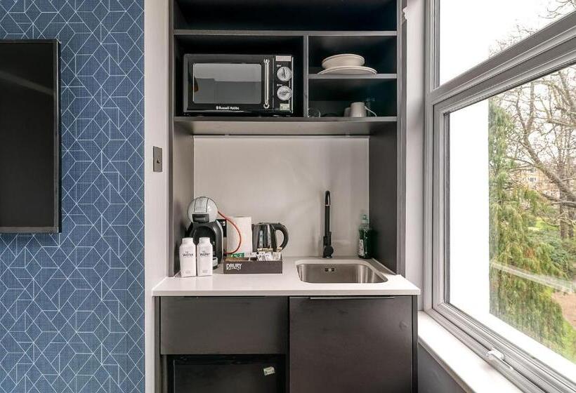 Kensington Rooms   Warwick Road