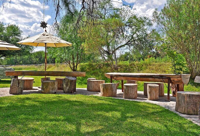 Hacienda Sepulveda Hotel & Spa