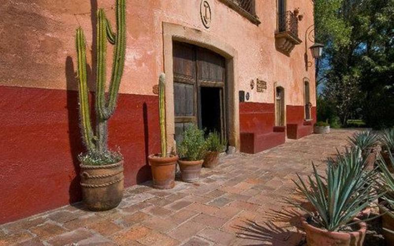 Hacienda Sepulveda Hotel & Spa