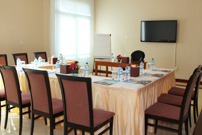 ホテル Dinar Stays