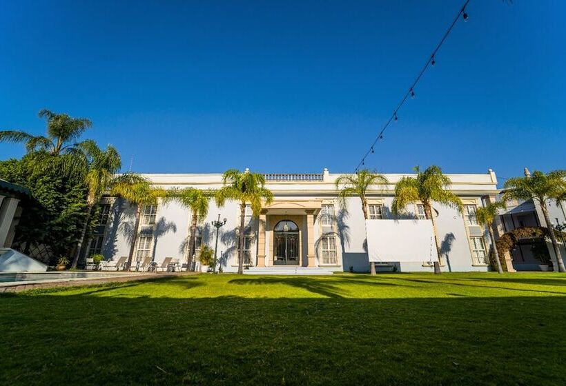 هتل Alameda Grand