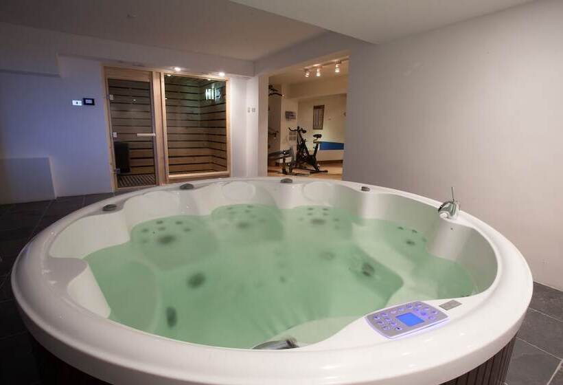 בית מלון כפרי Almasur Punta Arenas