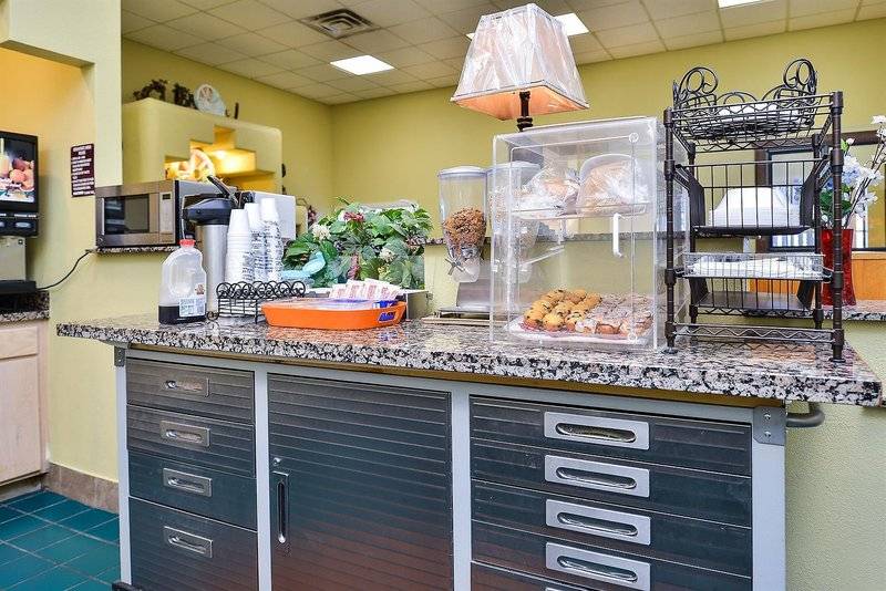 هتل Americas Best Value Inn Prescott Valley