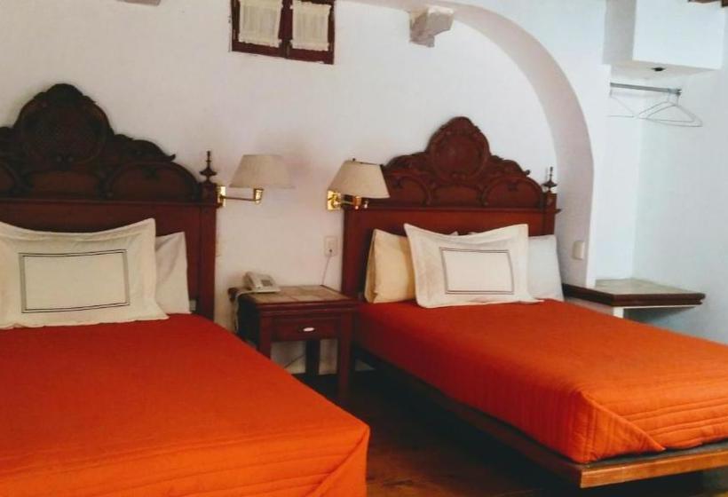 هتل And Suites San Miguel