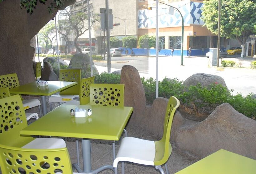 Отель Aranzazu Eco