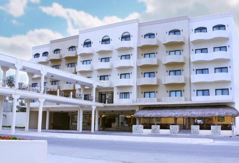 فندق Arenas Del Mar Resort