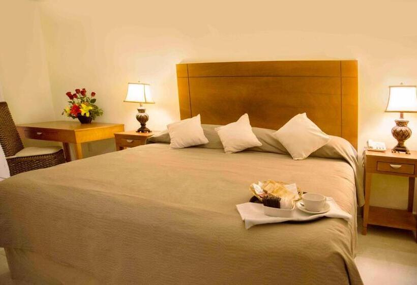 فندق Arenas Del Mar Resort