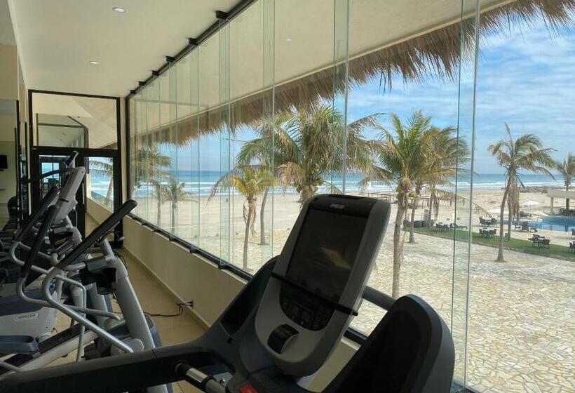 فندق Arenas Del Mar Resort