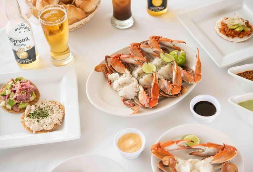 فندق Arenas Del Mar Resort