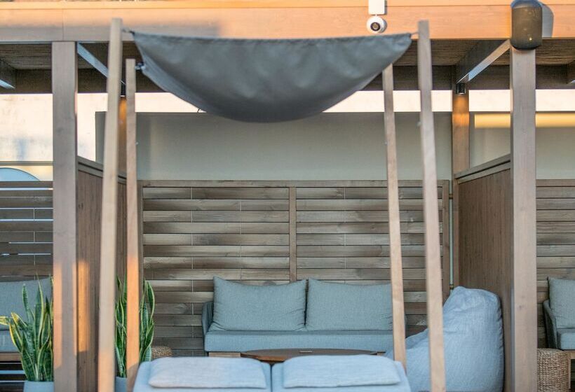 Akasha Beach Hotel & Spa