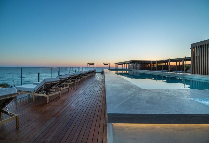 Akasha Beach Hotel & Spa