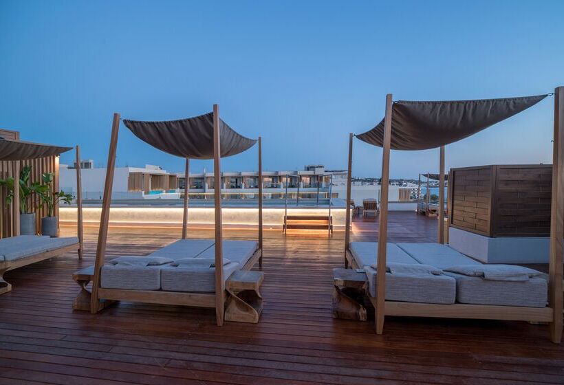 Akasha Beach Hotel & Spa