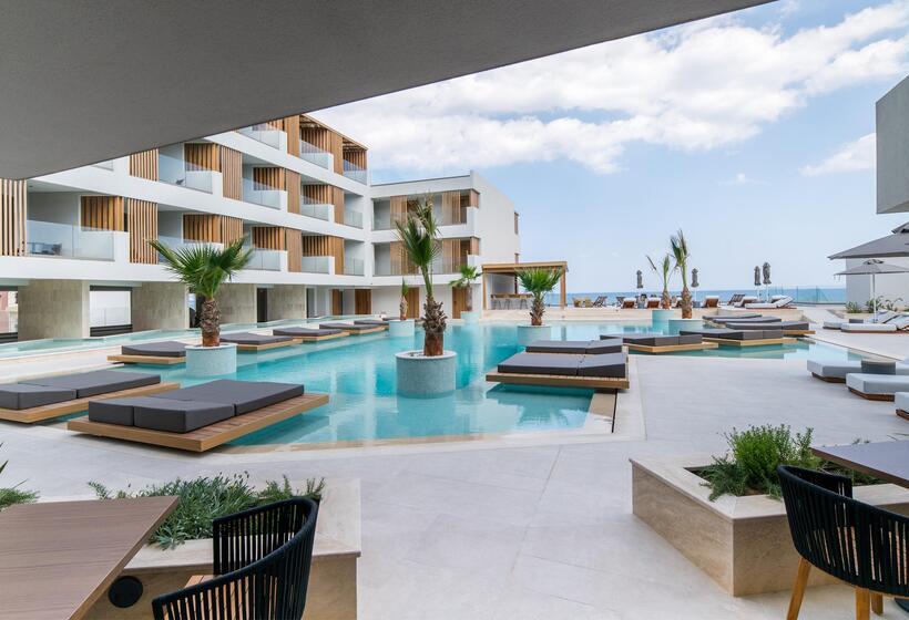 Akasha Beach Hotel & Spa