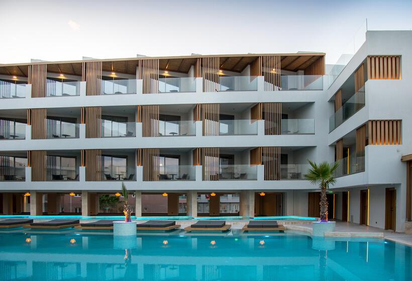 Akasha Beach Hotel & Spa