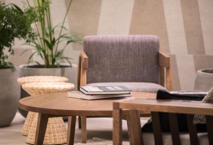 Akasha Beach Hotel & Spa