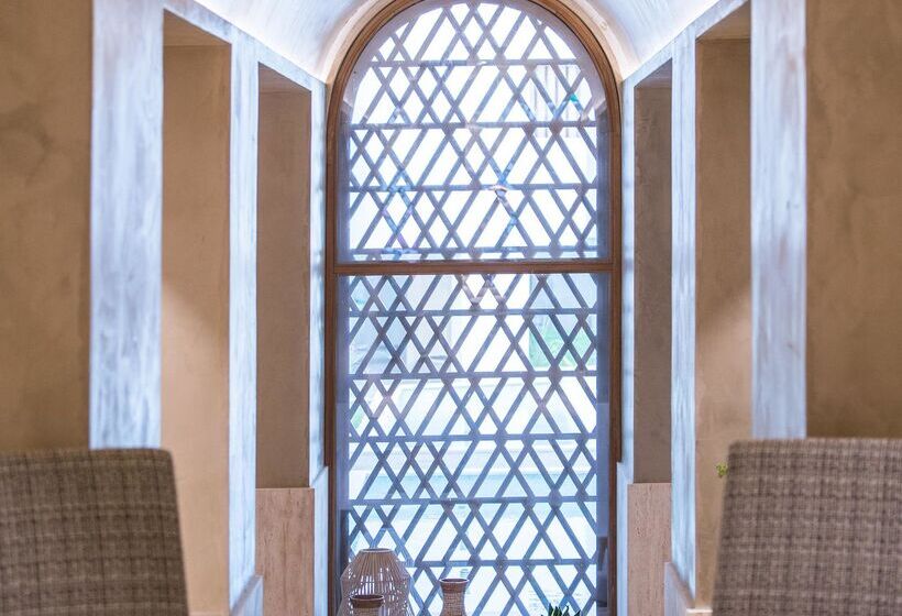 Akasha Beach Hotel & Spa