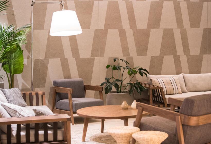 Akasha Beach Hotel & Spa