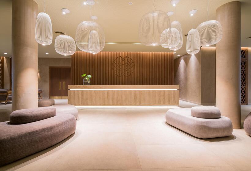 Akasha Beach Hotel & Spa