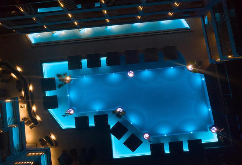 Akasha Beach Hotel & Spa