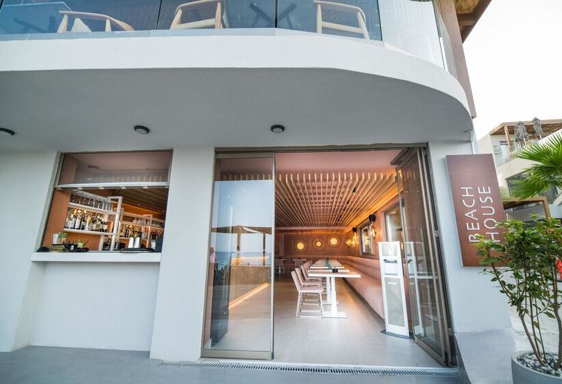 Akasha Beach Hotel & Spa