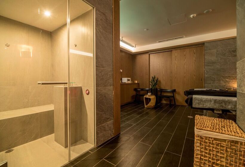 Akasha Beach Hotel & Spa