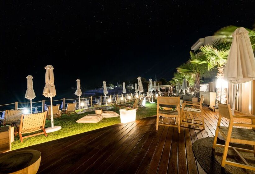 Akasha Beach Hotel & Spa