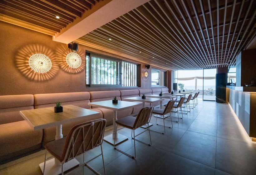 Akasha Beach Hotel & Spa