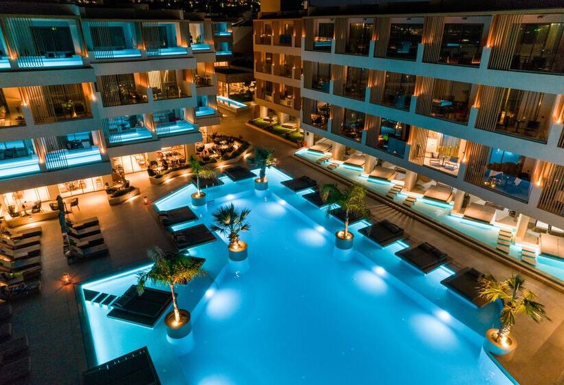 Akasha Beach Hotel & Spa