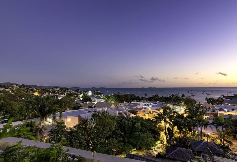 Отель At Water's Edge Resort