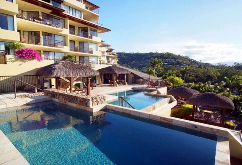 فندق At Water's Edge Resort