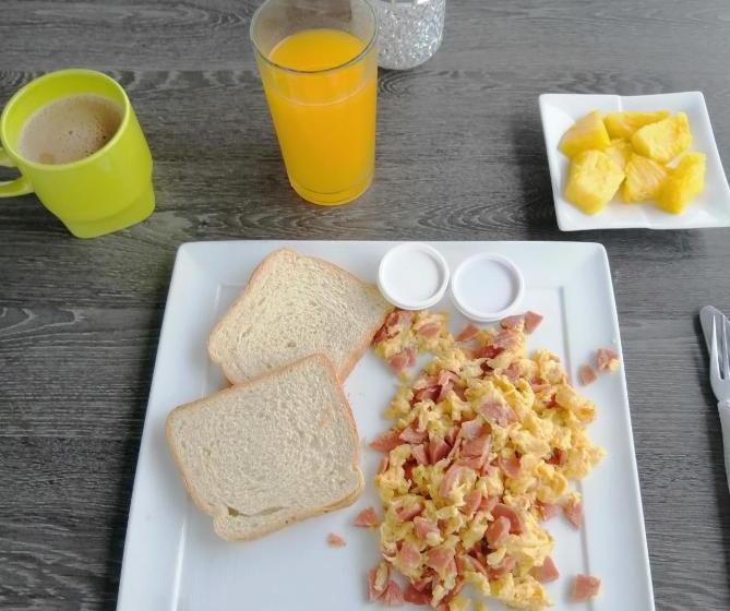 هتل Ayenda 1415 Las Vegas Granada