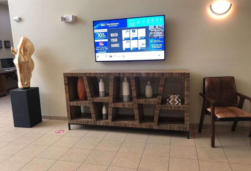 فندق Best Western Plus Peppertree Inn At Omak