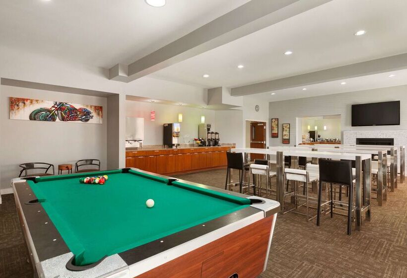 فندق Best Western Plus Peppertree Inn At Omak