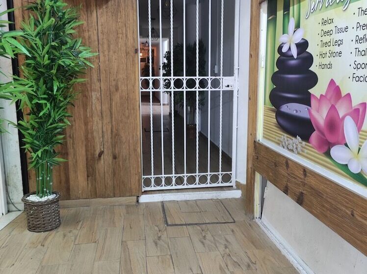 ホテル Casa Barka