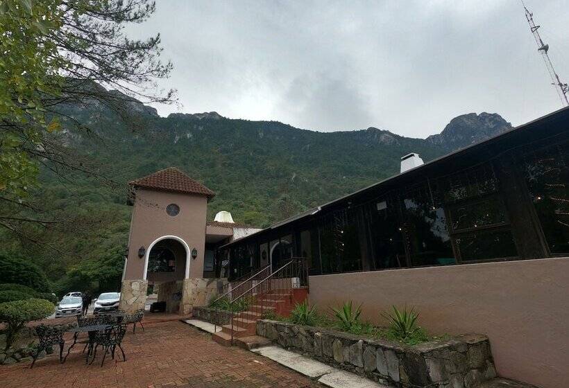 בית מלון כפרי Chipinque