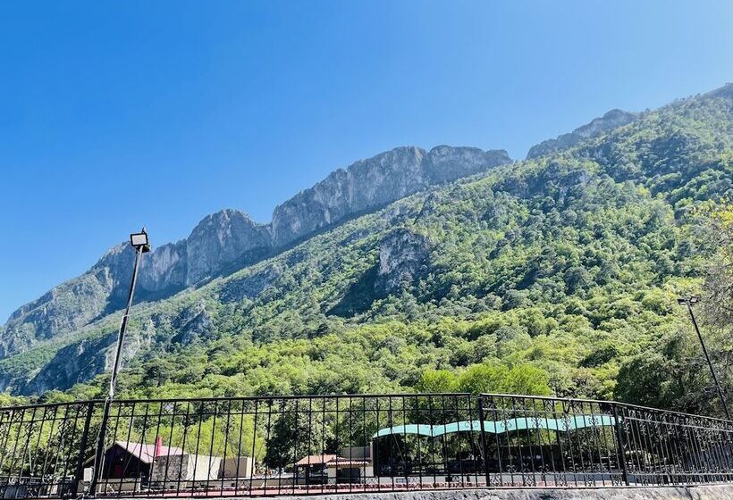 בית מלון כפרי Chipinque