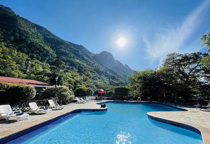 בית מלון כפרי Chipinque