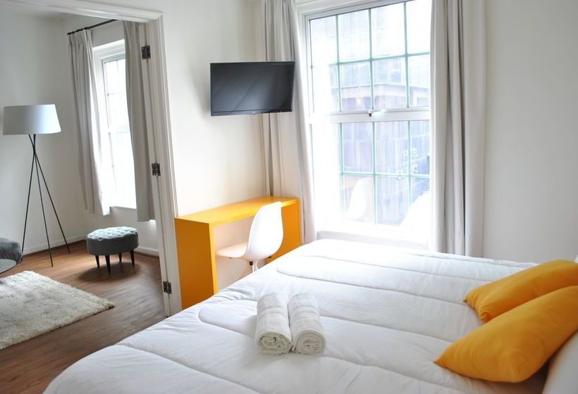 בית מלון כפרי CHL Suites Santiago