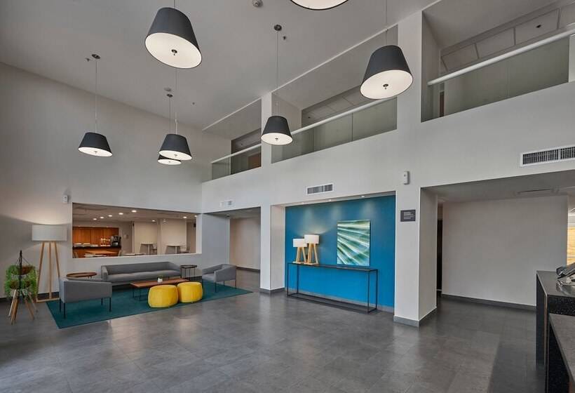 בית מלון כפרי City Express By Marriott Los Mochis