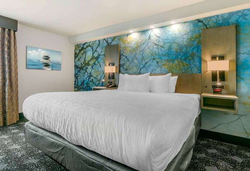 فندق Clarion Inn