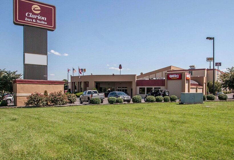 فندق Clarion Inn