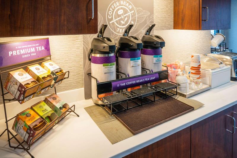 Oakfield Hotel & Suites, Ascend Hotel Collection